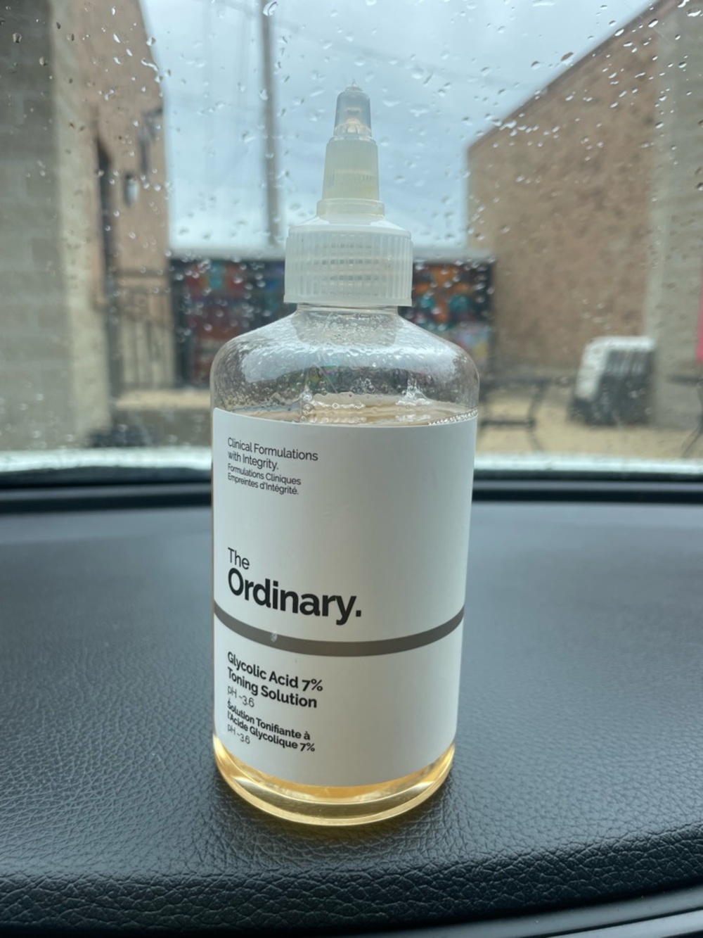 The Ordinary Glycolic Acid 7% Toning Solution - Clear Bottle with Amber Liquid